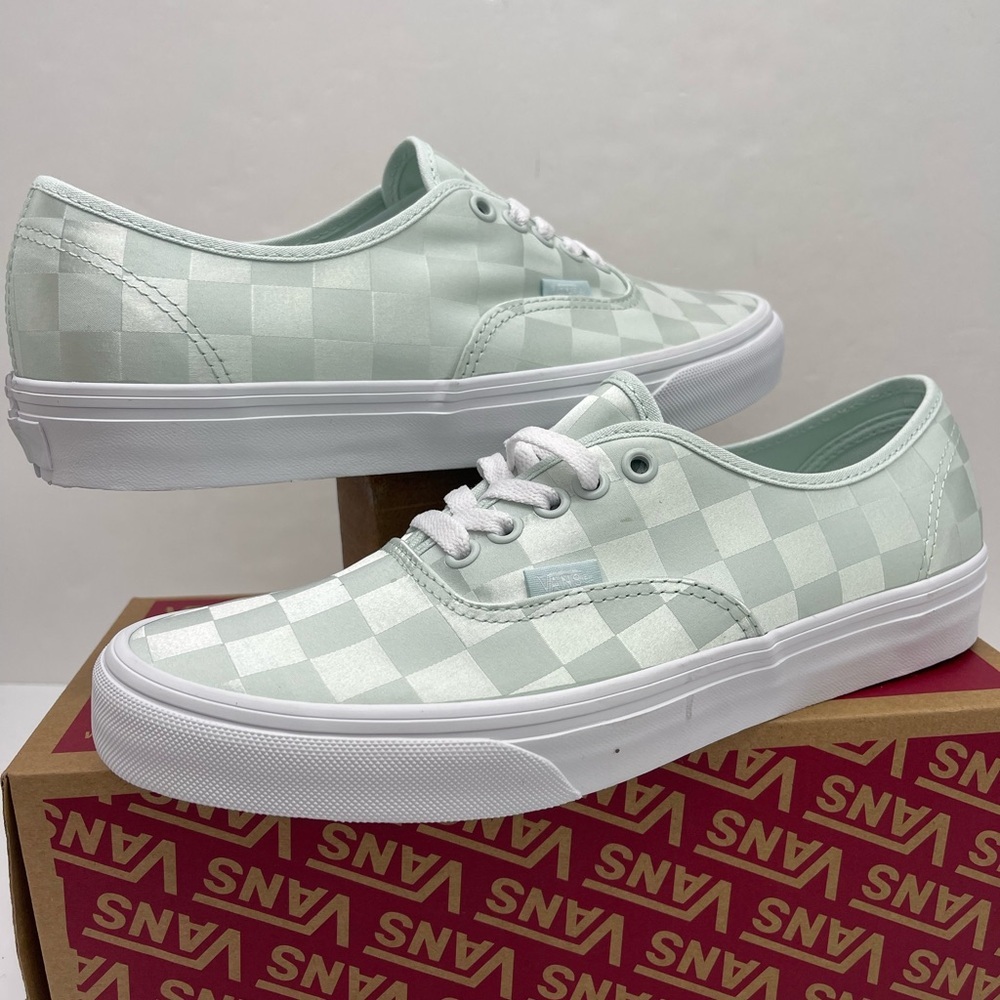 Vans Men’s Authentic
Satin Checkerboard Spa BI Sneakers
VN000D6G887 - Picture 7 of 16